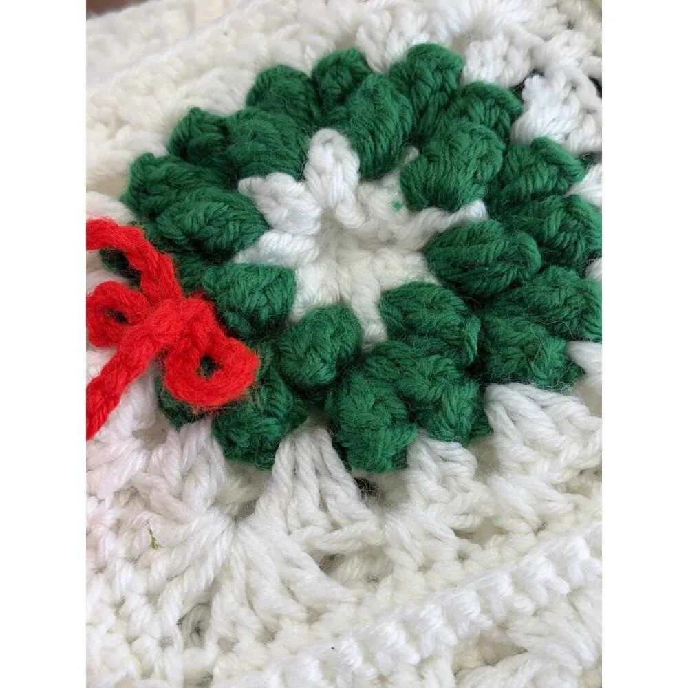 Homemade Crochet Afghan Throw Blanket 3D Christmas Wreath Design 80” Mint - Picture 7 of 8